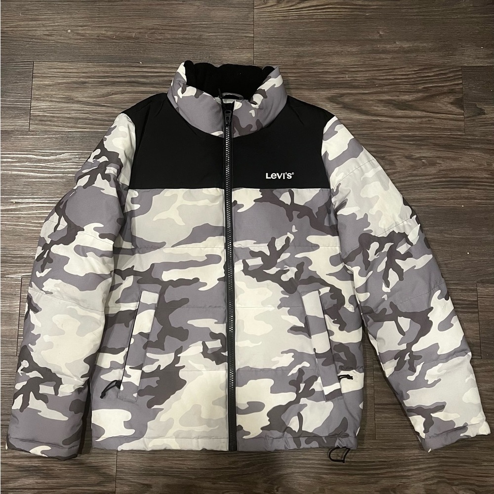 Levi’s Wind Resistant heavyweight bubble puffer jacket